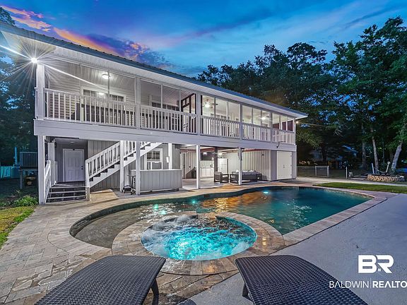 3rd image of 10108 Canal Cir