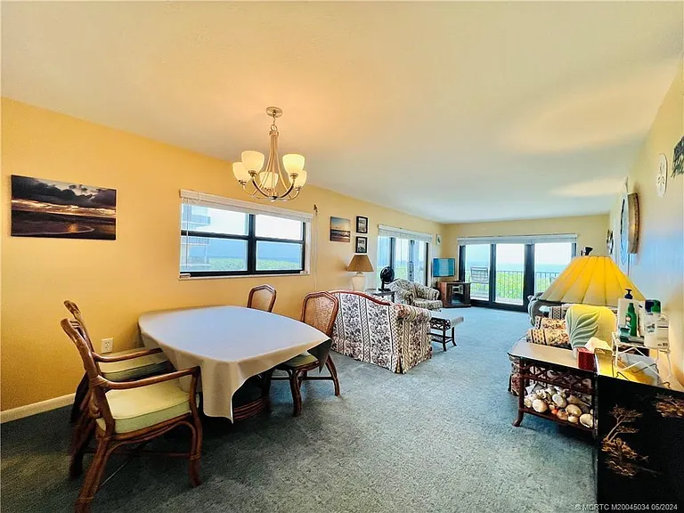 7430 S Ocean Dr — Photo 10