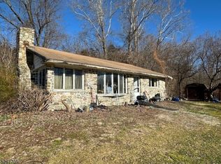 12 Alphano Rd, Great Meadows, NJ 07838