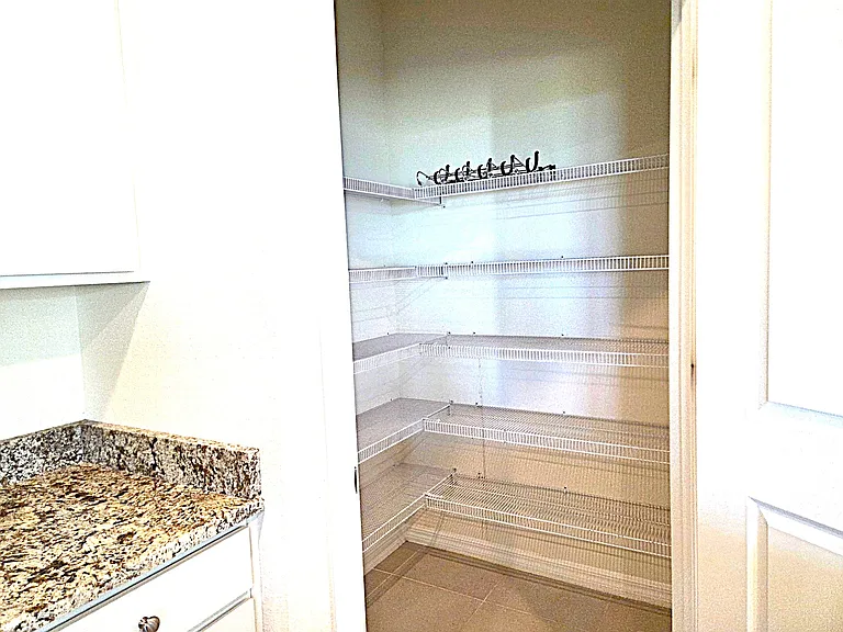 3908 Mossy Limb Ct — Photo 7