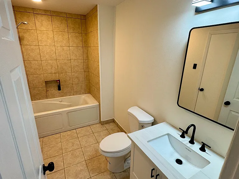 4016 Tipperary Pl — Photo 9