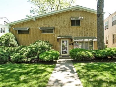 1929 Grey Ave, Evanston, IL, 60201