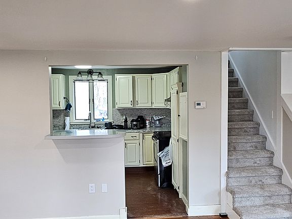 4th image of 49 Jaffrey Rd