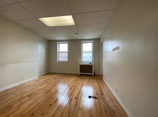 59-15 Norman St #2B, Ridgewood, NY 11385