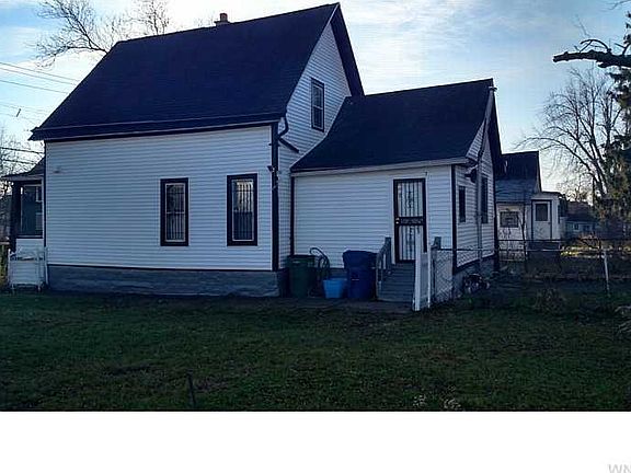 4th image of 340 Moselle St
