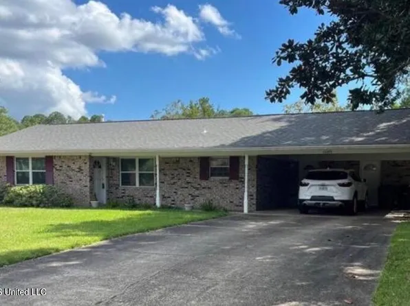 12409 Hanover Dr, Ocean Springs, MS 39564