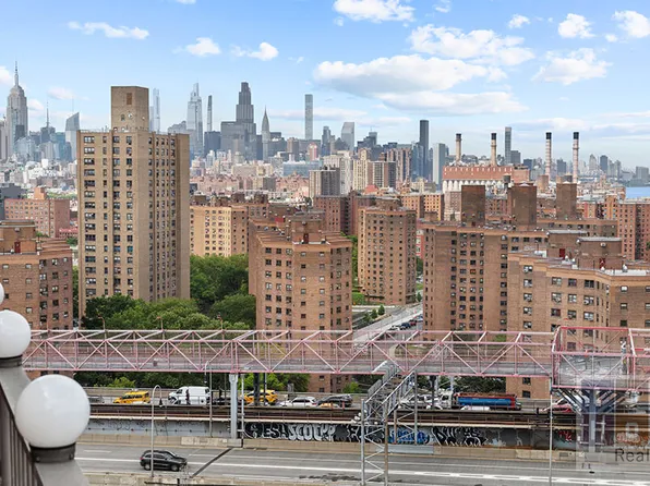 568 Grand Street image 17 of 27