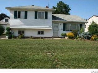 30725 Grant Rd, Wickliffe, OH 44092