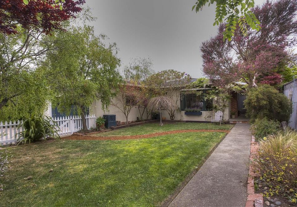 1st image of 1452 Adobe Dr
