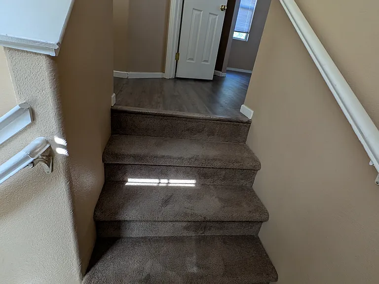 1113 Scenic Park Ter — Photo 10