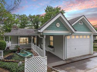 36 N Lake Dr, Hillsboro, MO 63050