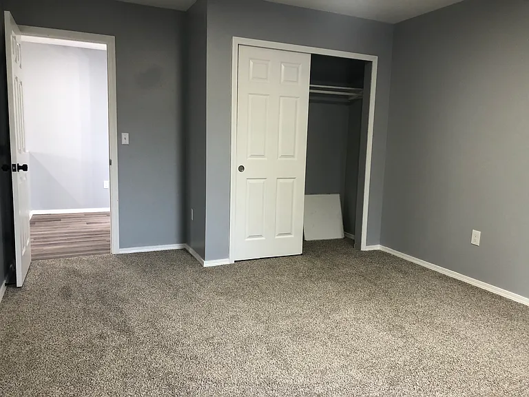 5888 Cedar St — Photo 7