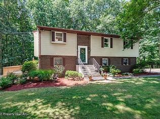 7 Spencer Rd, Dallas, PA 18612