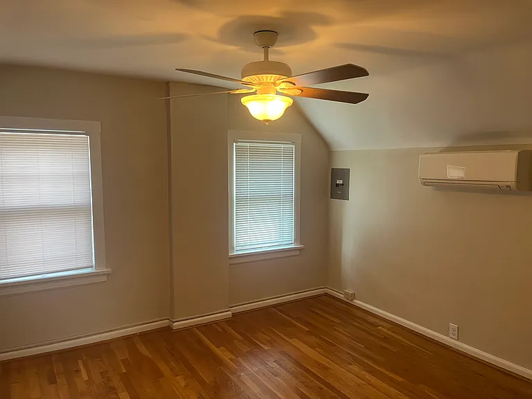 3645 Wilshire Ave #2 — Photo 6
