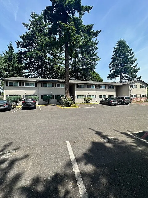 1640 SE 162nd Ave — Photo 4
