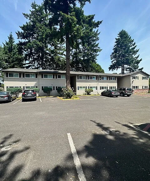 1640 SE 162nd Ave — Photo 4