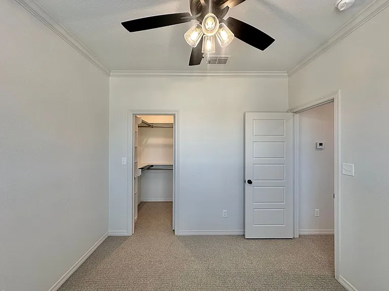 3076 Royal Garden Rd — Photo 28