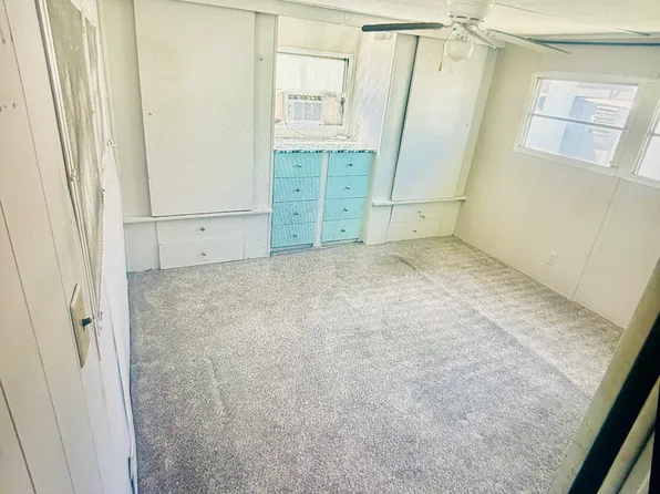8705 S Tamiami Trl, Sarasota, FL