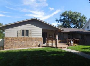 933 S 3rd St, Albion, NE 68620
