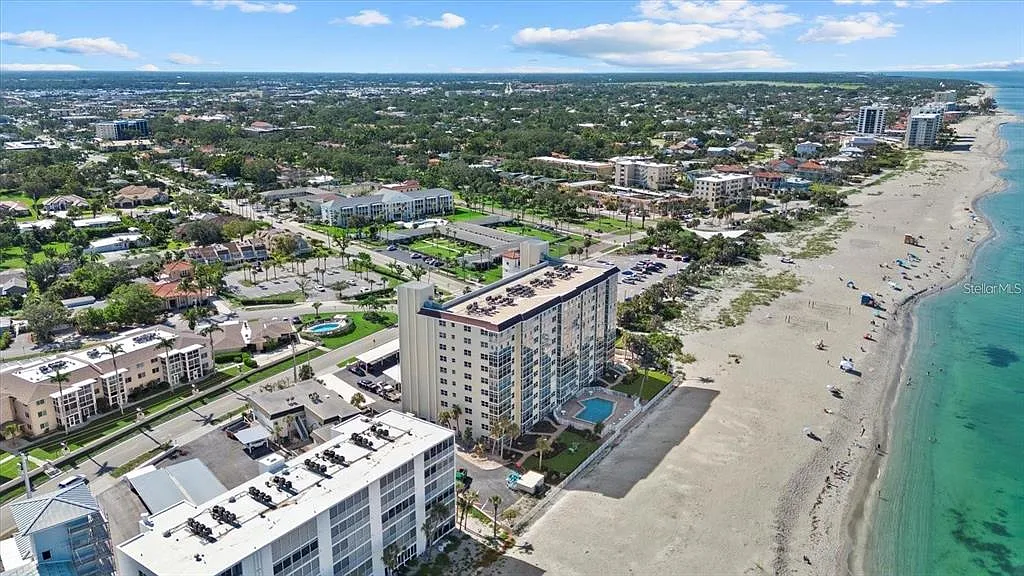 2 bed, 2.0 bath, 1340 sqft, $3,250 — Photo 4