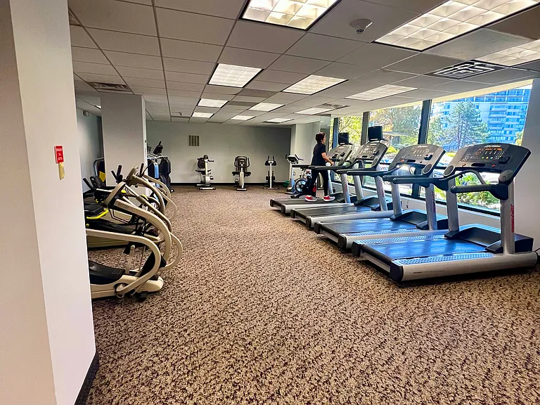 2 Claridge Dr #11JE — Photo 20