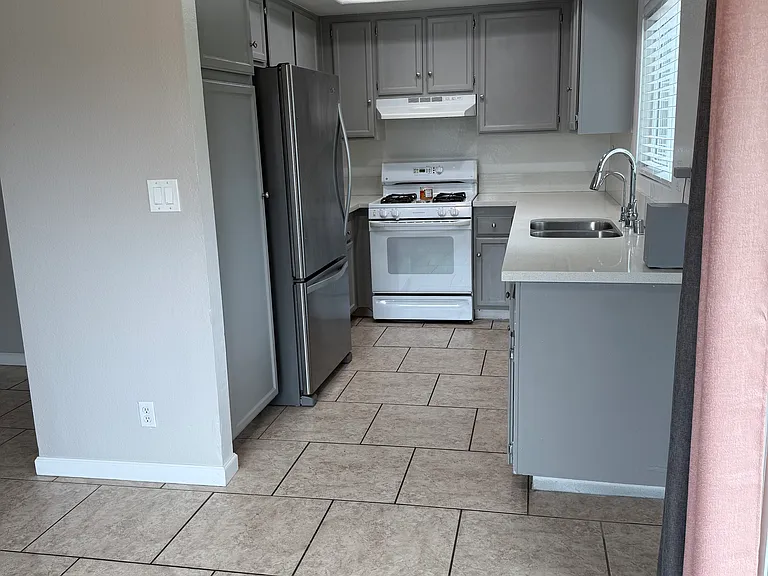 24746 Morningstar Dr — Photo 14