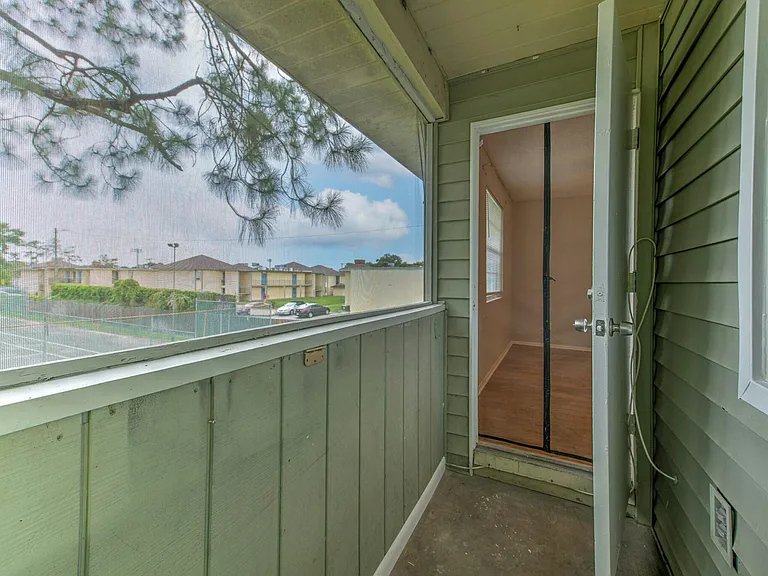 230 Berry Tree Pl — Photo 14