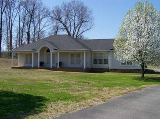 148 Timber Ridge Dr, Lexington, TN 38351