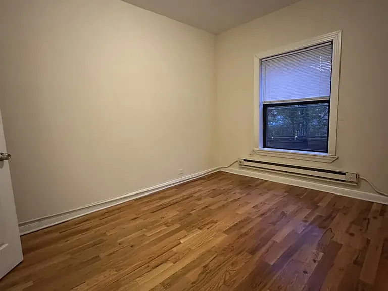 1320 Oak Ave — Photo 11