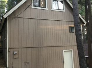 24971 Scenic View Dr, Crestline, CA 92325