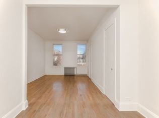 37 Schaefer St APT 3L, Brooklyn, NY 11207