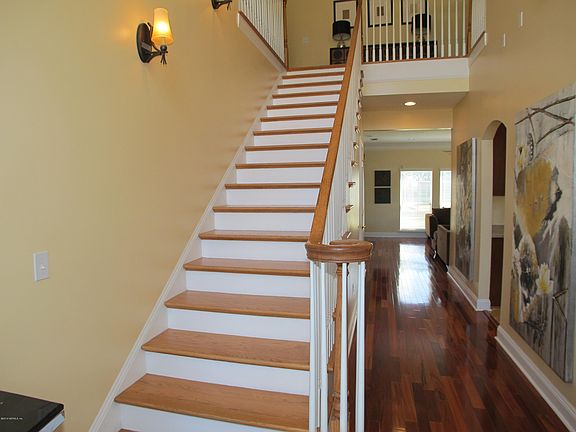 4th image of 1139 EMILYS WALK Lane W