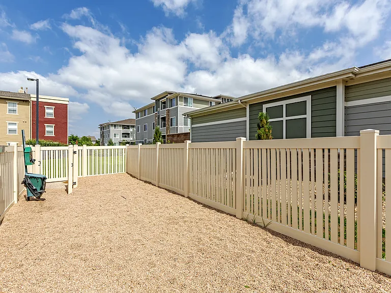 Belle Creek Apartments — Photo 19