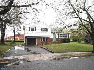 14 Walton Rd, Mount Holly, NJ 08060