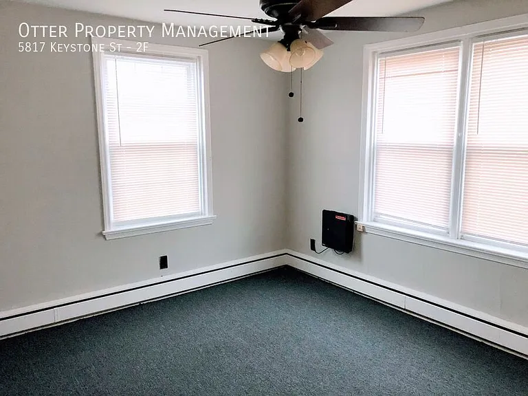 5817 Keystone St #2L — Photo 3