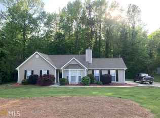 445 Peeks Crossing Dr, Senoia, GA 30276
