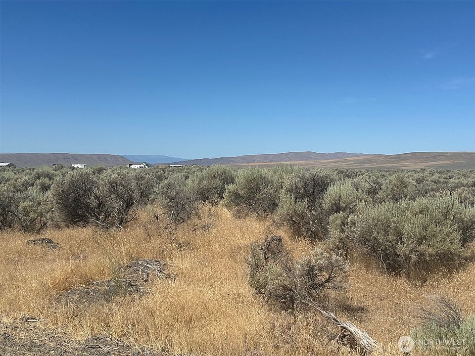 2nd image of 1540 Paso Fino Drive