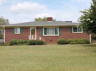 240 Sloan Rd, Woodruff, SC 29388