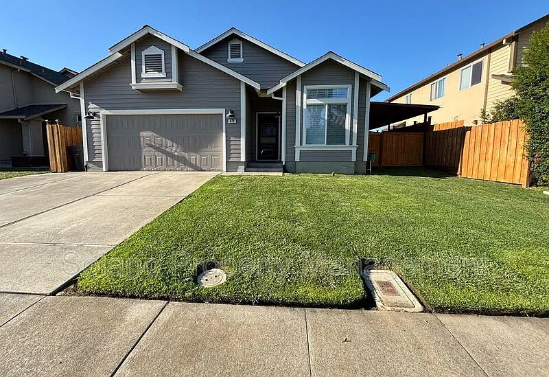 472 Somerville Cir