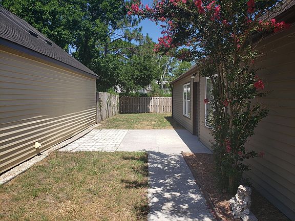 4th image of 1202 Shipyard Boulevard #30