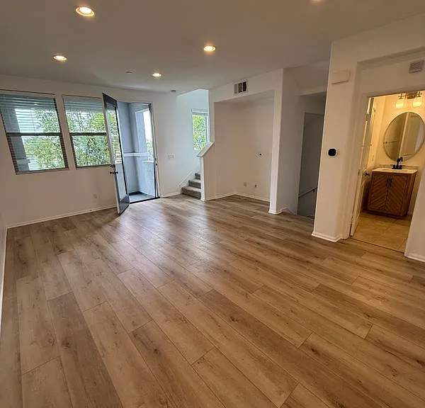 3009 E Pacific Coast Hwy — Photo 9