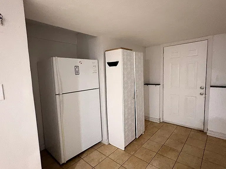 3 bed, 1500 sqft, $1,600 — Photo 4