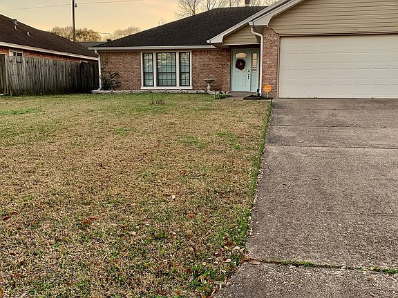 2nd image of 9425 Meadowbend Dr