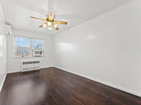 5-39 117th Street image 14 of 28