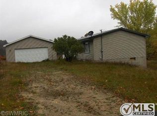 16592 Sixteen Mile Rd, Leroy, MI 49655