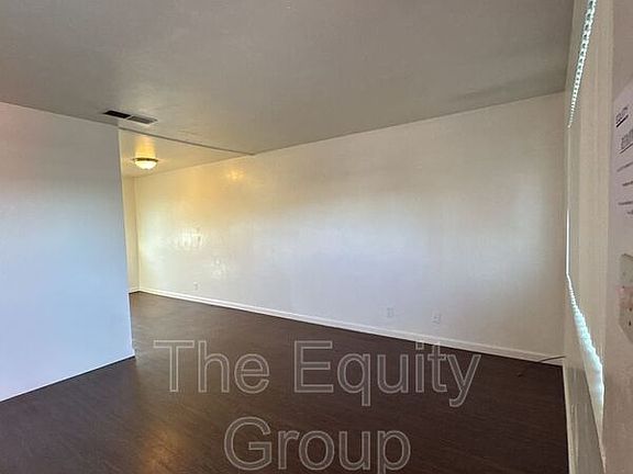 4th image of 616 N Blackstone St APT 11