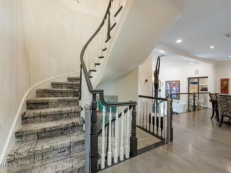 2491 Swanfield Ct — Photo 32