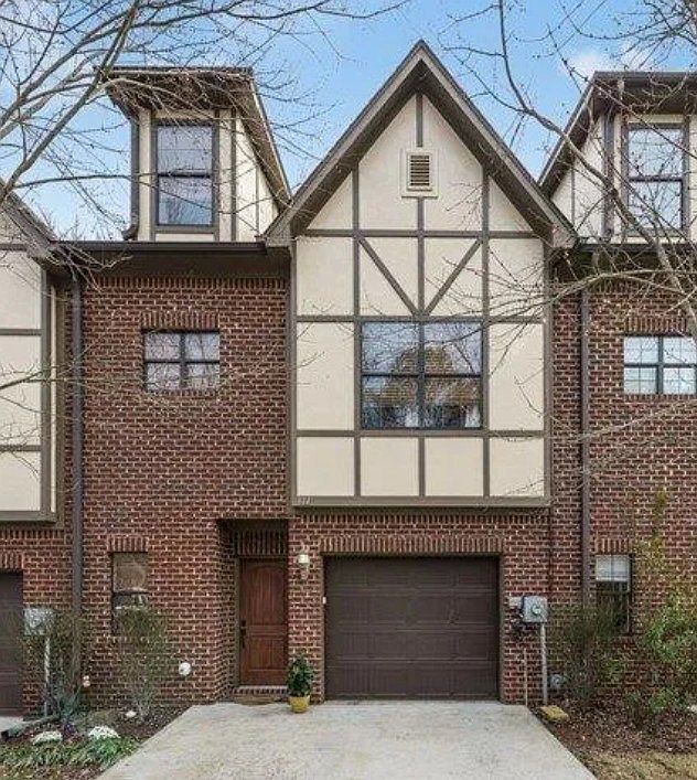 1st image of 344 Amber Ln