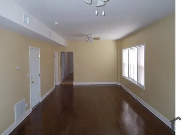 7525 S Ridgeland Ave #2, Chicago, IL 60649
