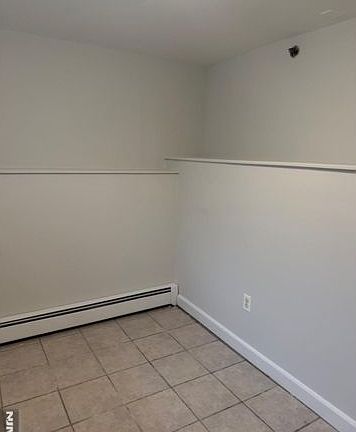 4th image of 52 Orient Way